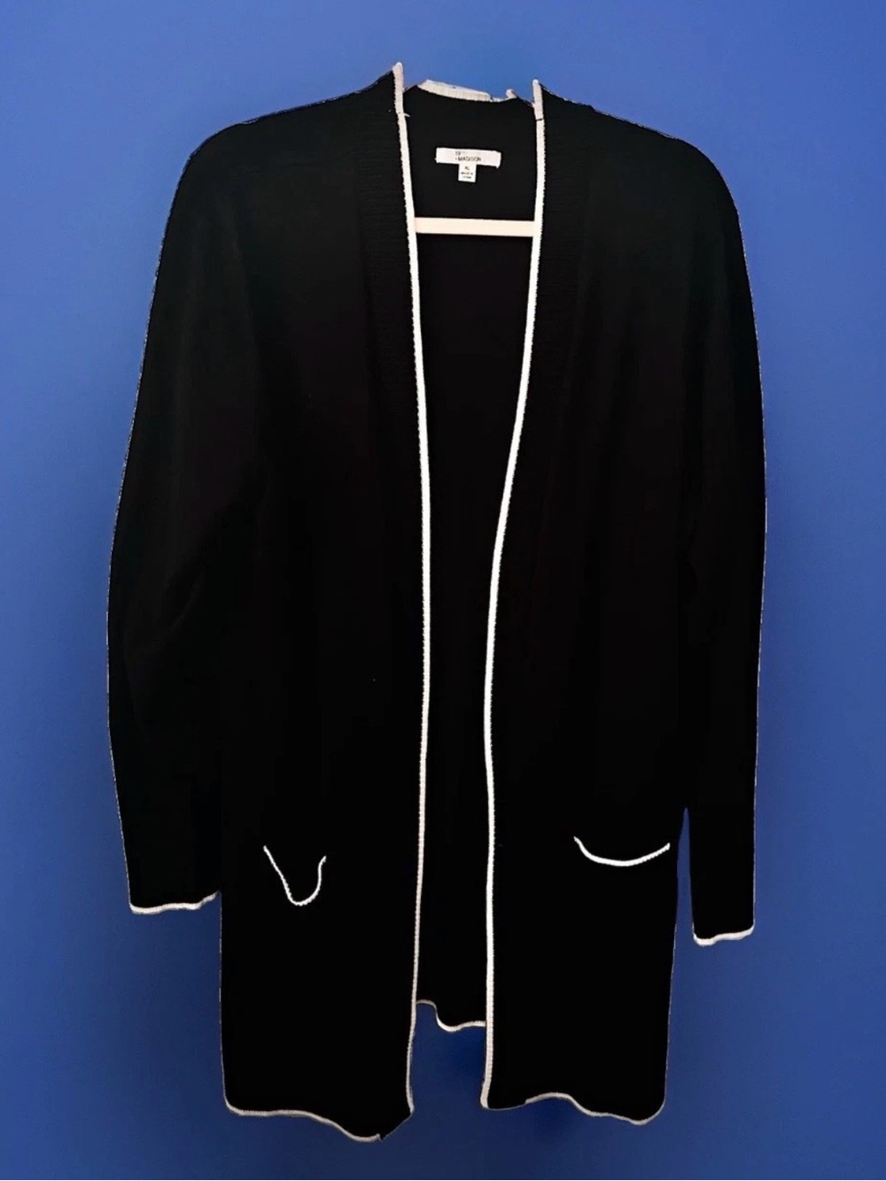 89th & Madison XL Black Open-Front Cardigan With White Trim